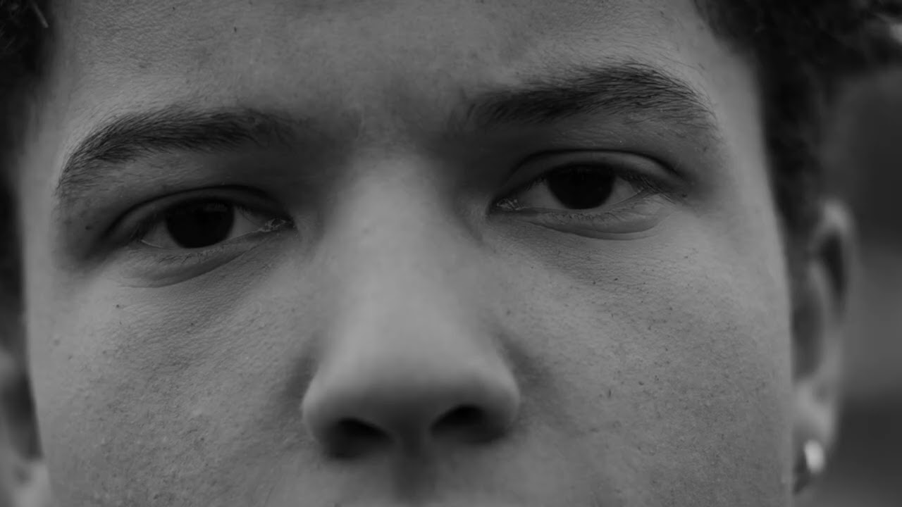 Still uit de korte film Whispers of a Cardinal